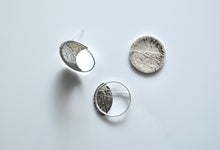 Load image into Gallery viewer, 'Crushing' Brooches (2023)