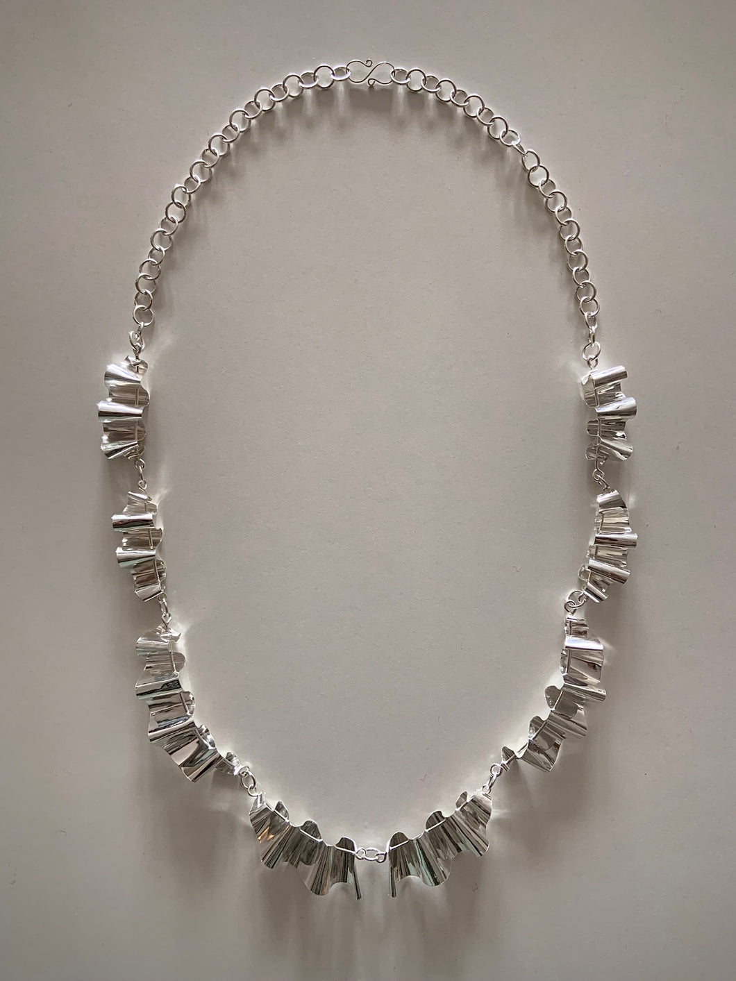 'Long Ruffled Necklace' (2021)